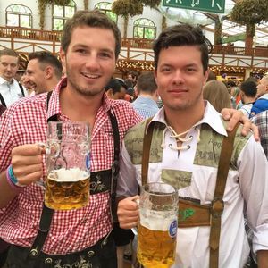 Meet your Posher, Cameron